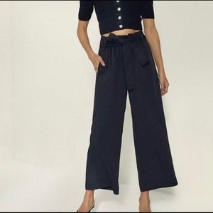 Aritzia tie-front paperbag pants